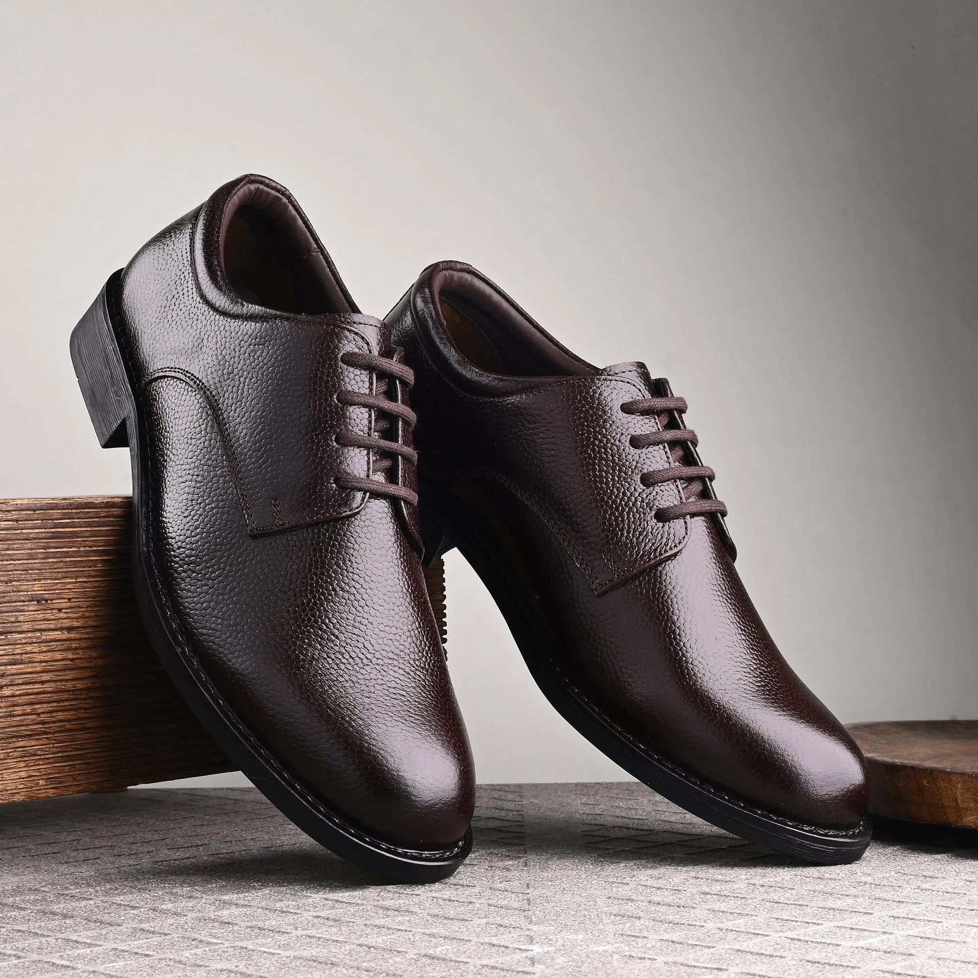 Grand Full Grain Leather Plain Derby Lace Ups