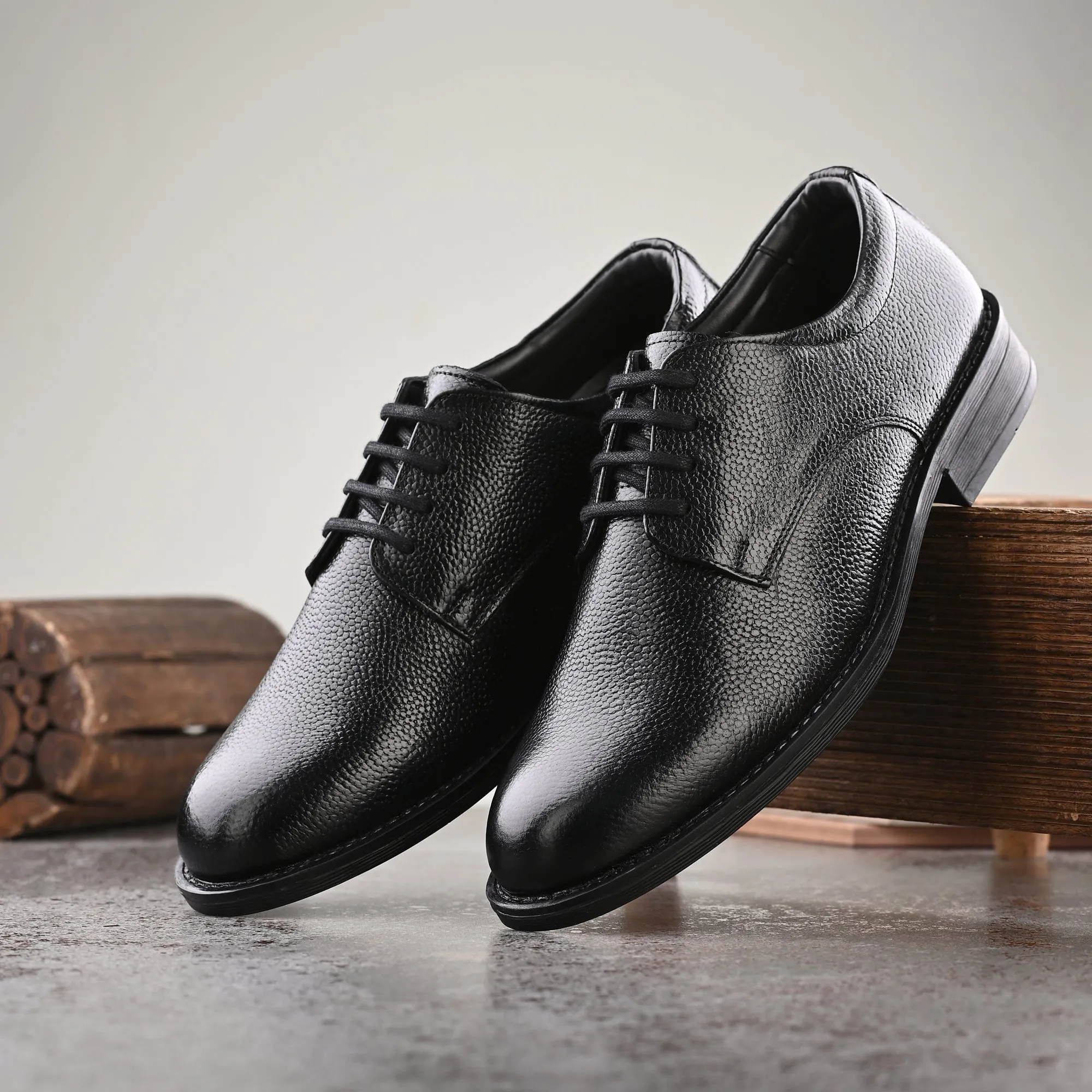 Grand Full Grain Leather Plain Derby Lace Ups